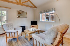 TV - 1 Bed in Reepham (oc-2035) (Reepham)
