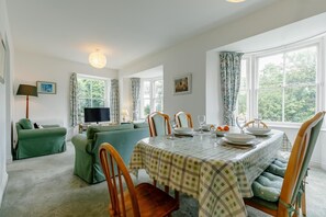 Dining - 2 Bed in St. Levan (oc-p00788) (Saint Levan)