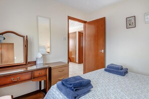 مكواة/لوح كي وواي فاي مجانًا وملاءات أسرّة