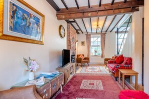 Télévision, cheminée