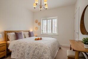 3 bedrooms, iron/ironing board, free WiFi, bed sheets - 3 Bed in Bodham (oc-r31988) (Bodham)