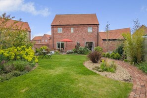 Exterior - 3 Bed in Bodham (oc-r31988) (Bodham)