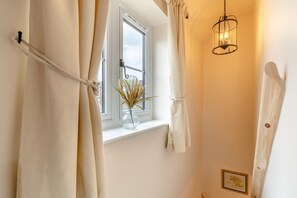 Interior - 2 Bed in Bewdley (oc-n31968) (Bewdley)