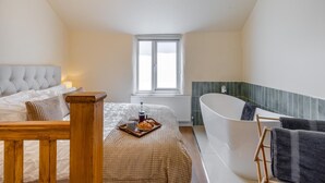 Unclassified image, 4 of 10, button - 1 Bed in Darley Dale (oc-w32014) (Northwood and Tinkersley)