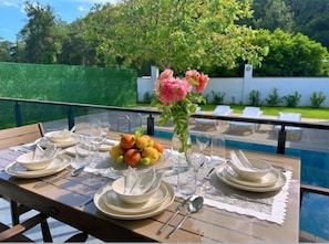Outdoor dining