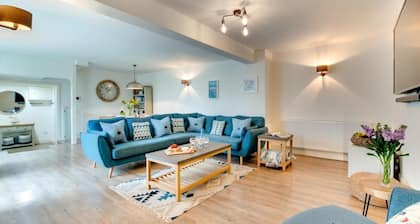 3 Bed in Padstow (oc-p00793)