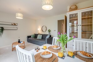 TV - 2 Bed in Mundesley (oc-r31875) (Mundesley)