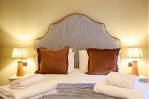 5 bedrooms, individually decorated, individually furnished, free WiFi - Butler's Quarters (Matlock)