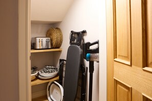 Interior - Butler's Quarters (Matlock)