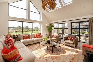 تلفزيون، مدفأة