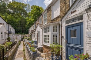 Exterior - 2 Bed in Padstow (oc-f32031) (Padstow)
