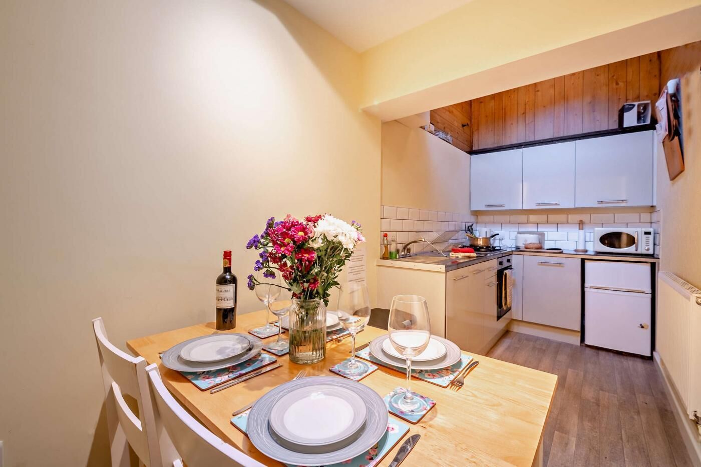 Microwave, oven, high chair, cookware/dishes/utensils