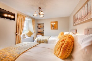 Fer et planche à repasser, Wi-Fi gratuit, draps fournis