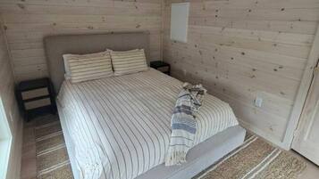 WiFi, bed sheets
