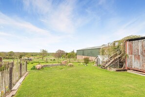 Property grounds - 3 Bed in Kirkbampton (oc-l32005) (Kirkbampton)