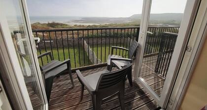 4 Bed in Port Eynon (oc-hh9905)