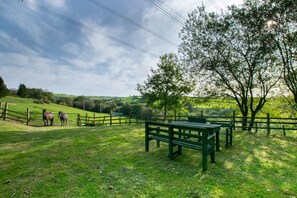 Outdoor dining - 2 Bed in Felindre (oc-hh39) (Felindre)