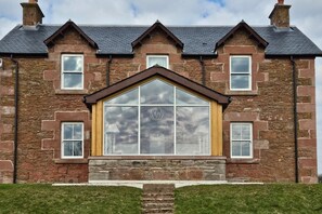 Exterior - 4 Bed in Alyth (oc-e31853) (Auchrannie)