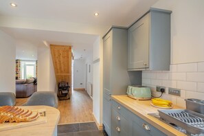 Interior - 3 Bed in Nant Peris (oc-f31804) (Nant Peris)