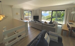 TV - 3 Bed in Gower (oc-hh24) (Swansea)