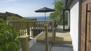Terrace/patio - 3 Bed in Gower (oc-hh24) (Swansea)