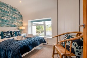 3 bedrooms, iron/ironing board, travel cot, free WiFi - 3 Bed in Craster (oc-c25115) (Dunstan)
