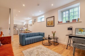 TV - 3 Bed in West Bradford (oc-g32102) (West Bradford)