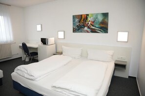 Double Room | Desk, laptop workspace - Weber Residenz (Mannheim)