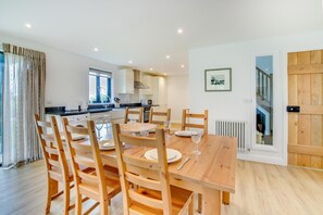 Dining - 1 Bed in Sudbourne (oc-tgs) (Sudbourne)