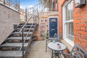 Terrace/patio - 2 Bed in Cromer (oc-o25263) (Cromer)