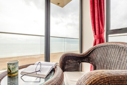3 Bed in Hythe (oc-s32090)