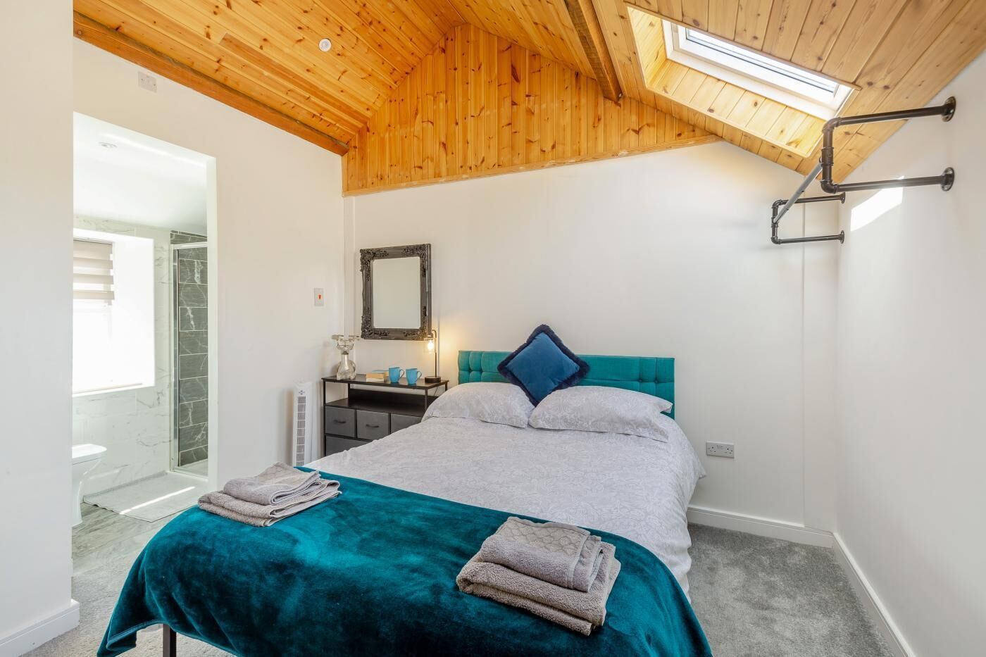 Strykejern/-brett, wi-fi (inkludert) og sengetøy