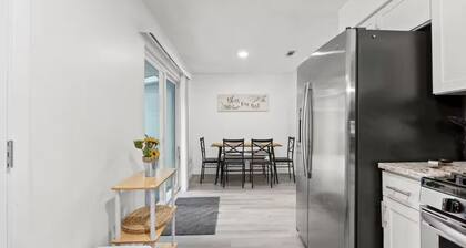 Fun Family Home Near UF w/ Game Room & Patio