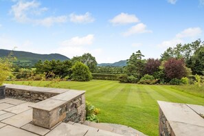 Property grounds - 2 Bed in Bassenthwaite (oc-l32105) (Bassenthwaite)