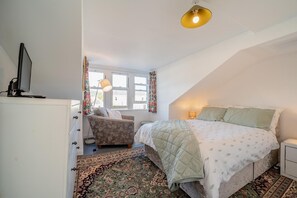 2 chambres, fer et planche à repasser, accès au Wi-Fi (inclus)