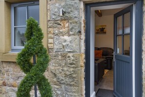 Exterior detail - 2 Bed in Gilsland (oc-t32230) (Waterhead)