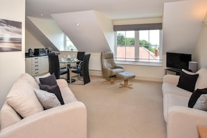 TV - 1 Bed in Saundersfoot (oc-pw9172) (Saundersfoot)