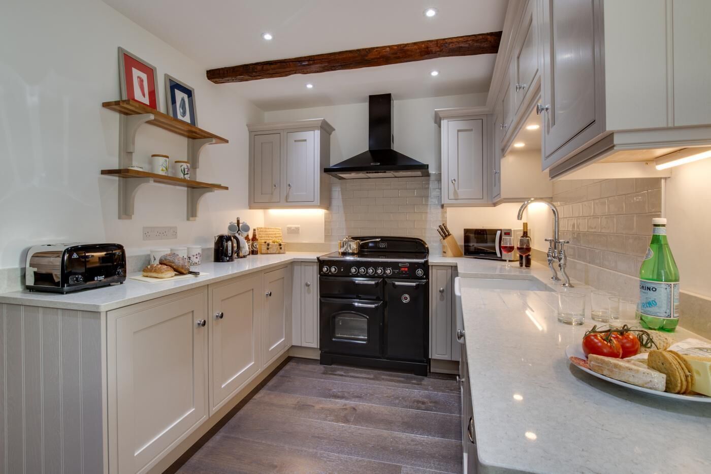 فرن، غسالة أطباق، مستلزمات طهي/أطباق/أوعية