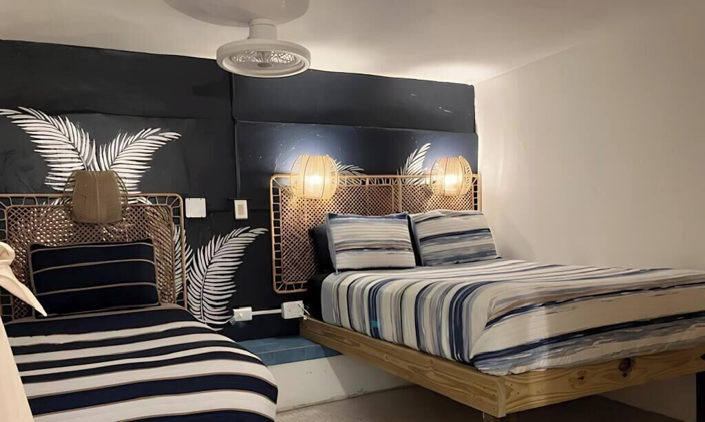 Deluxe driepersoonskamer | Individueel gedecoreerd, individueel gemeubileerd, gratis wifi