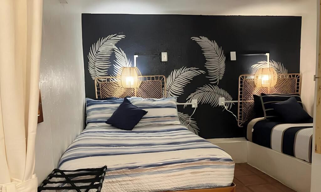 Deluxe driepersoonskamer | Individueel gedecoreerd, individueel gemeubileerd, gratis wifi