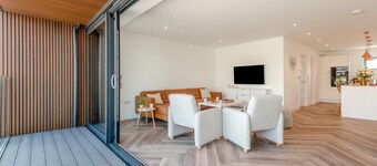 4 Bed in Bournemouth (oc-e32247)