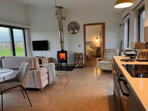 Interior - 2 Bed in Kelso (oc-gd1861) (Kelso)