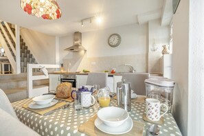 Dining - 2 Bed in Marazion (oc-smccsh) (Marazion)