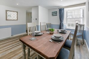 Dining - 2 Bed in St. Columb (oc-g32245) (Saint Columb Major)