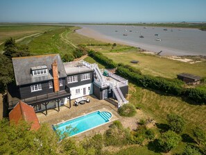 Exterior - 5 Bed in Orford (oc-pav) (Orford)