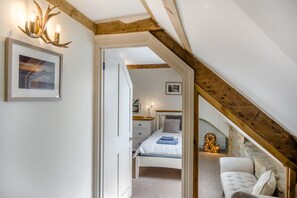 Free WiFi, bed sheets - 4 Bed in Alnwick (oc-g32272) (Alnwick)