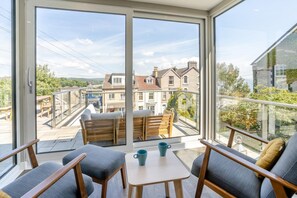 Interior - 4 Bed in Mumbles (oc-t32236) (The Mumbles)