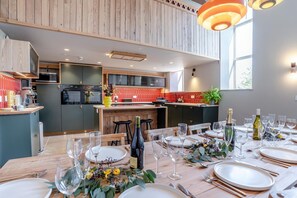 Dining - 5 Bed in Bwlch (oc-p32273) (Bwlch)