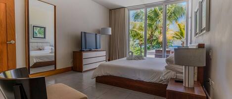 Bügeleisen/Bügelbrett, WLAN, Bettwäsche