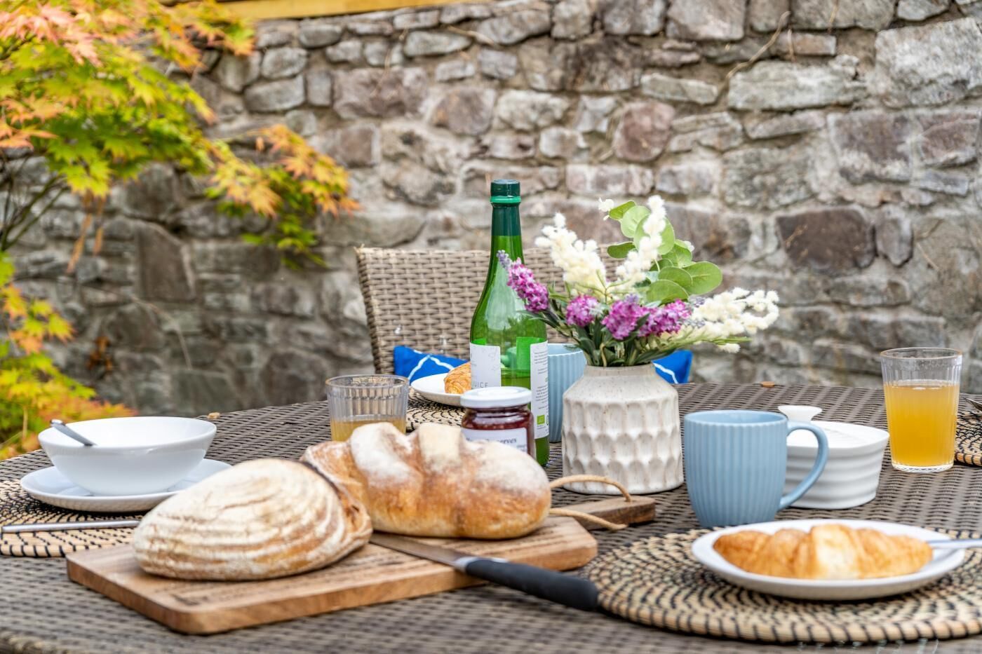 تناول الطعام بالخارج